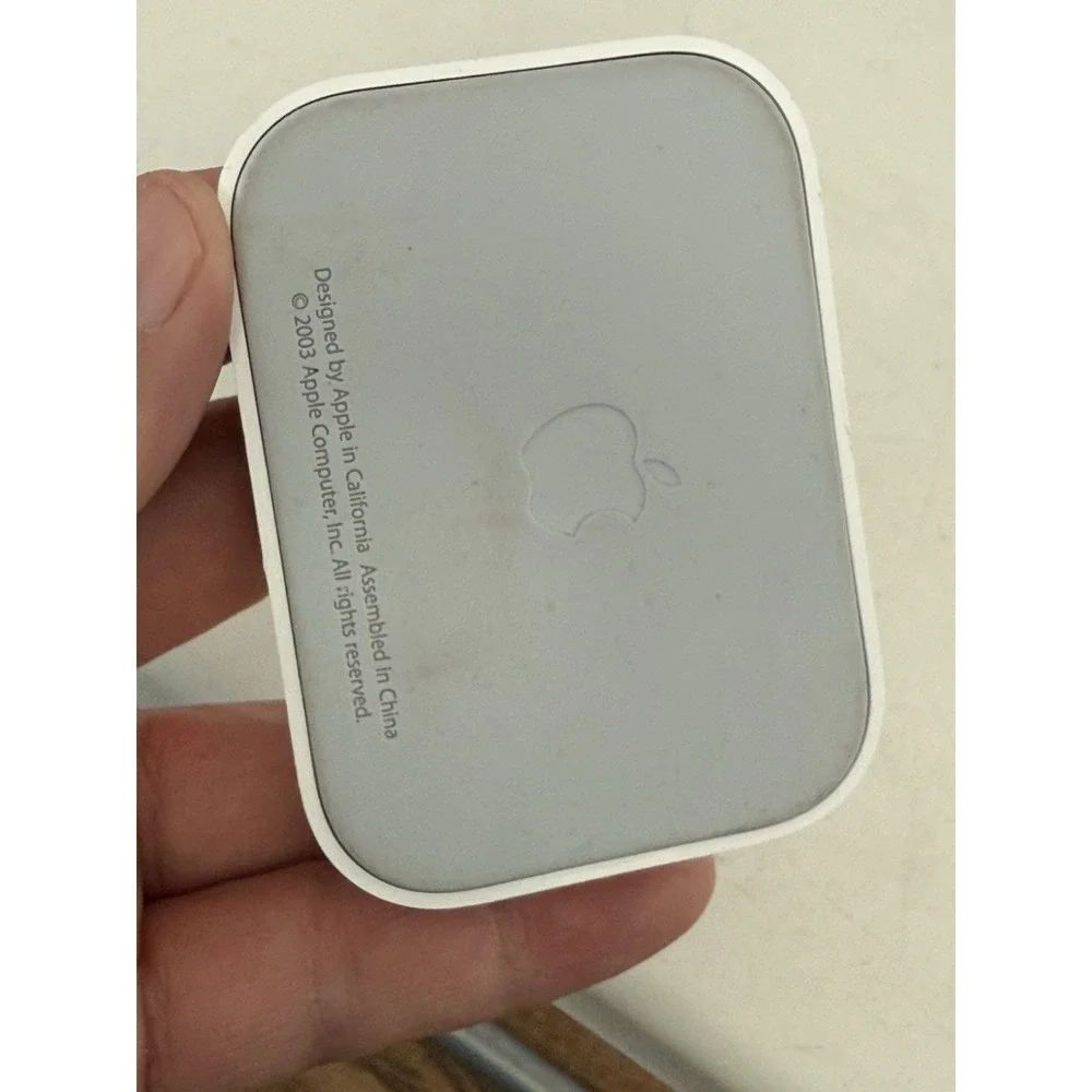 Genuine Apple iPod 30-Pin Docking Station Charger 2003 Base Only* Working
